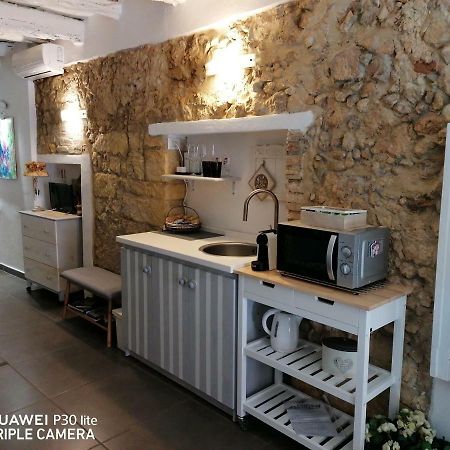 Cozy Loft In The Heart Of Cagliari 빌라 외부 사진