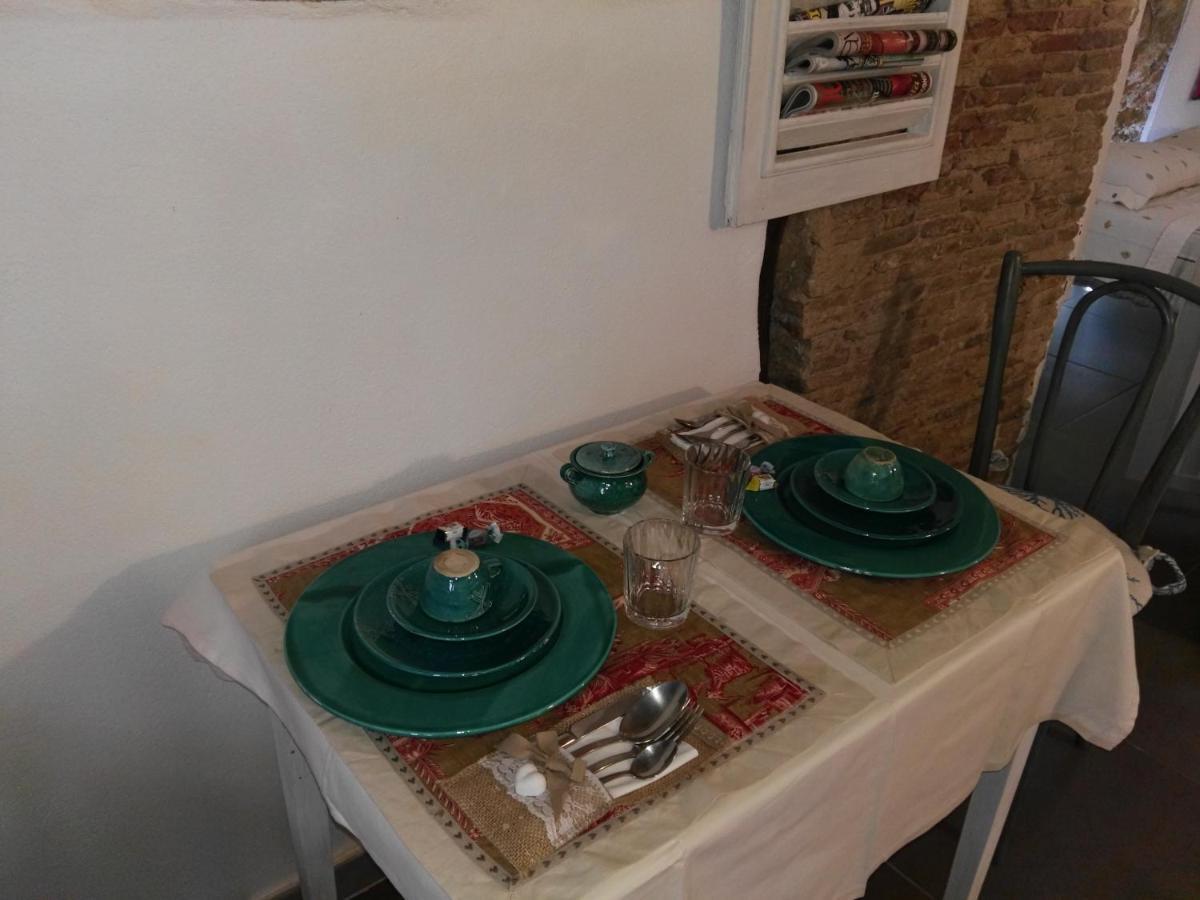 Cozy Loft In The Heart Of Cagliari 빌라 외부 사진